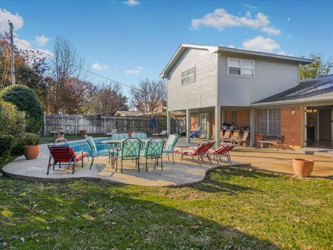 A home in Mineral Wells