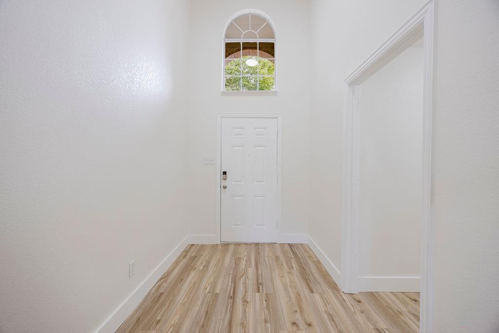 907 Yellowstone Drive