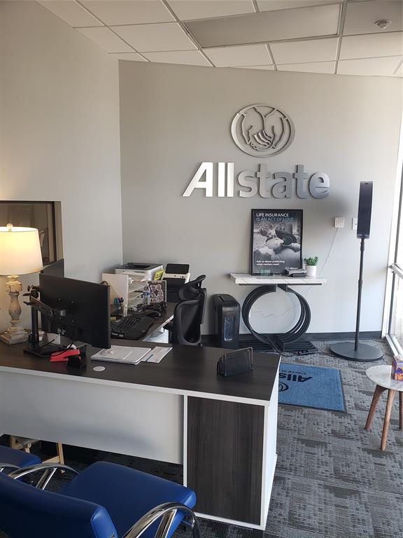 Green Oaks Plaza - Commercial Lease