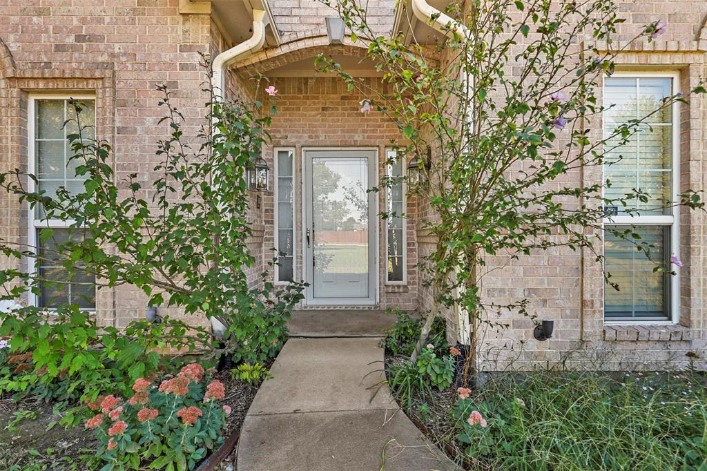 10545 W Cleburne Road