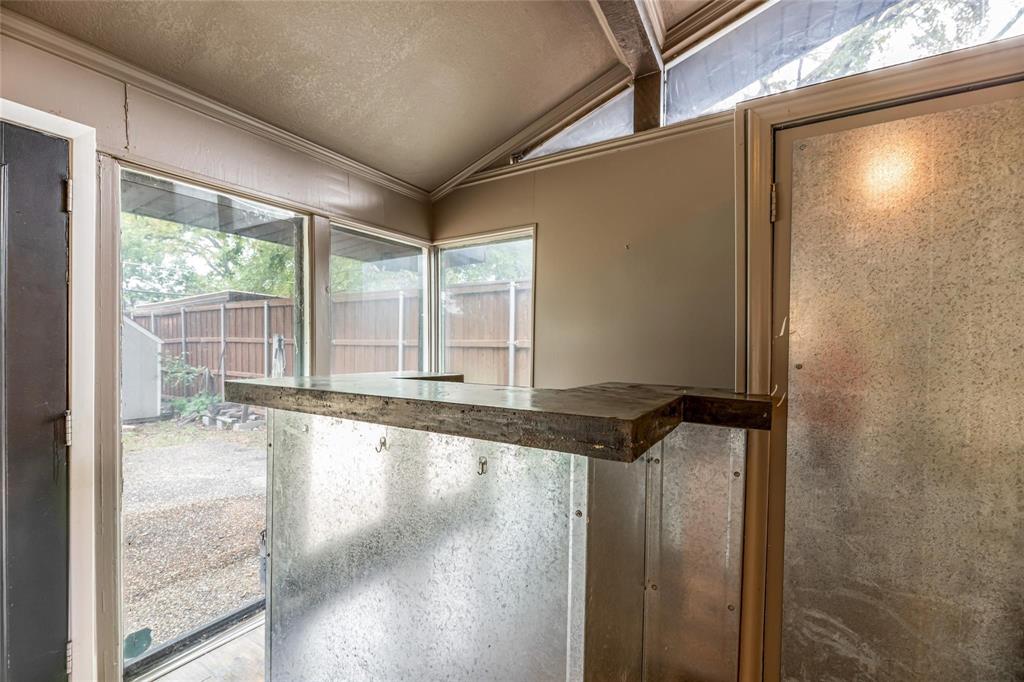 Merriman Manor - Residential Lease