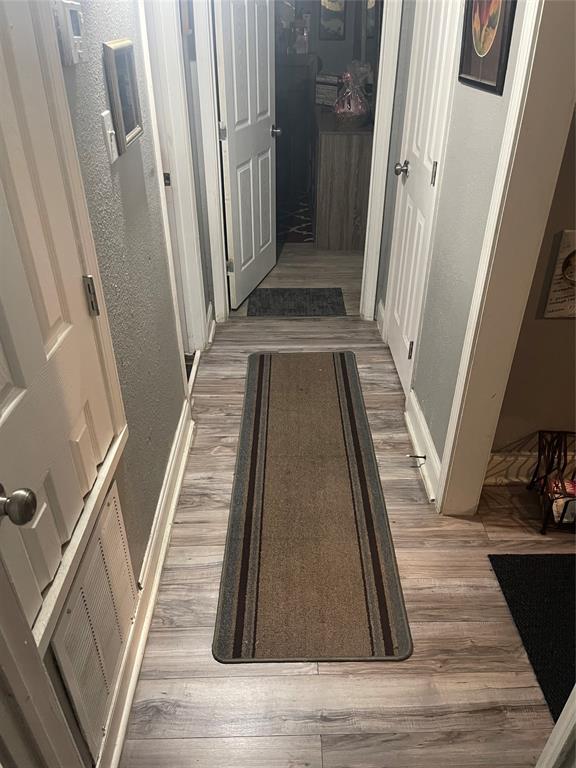 2646 Lindholm Street