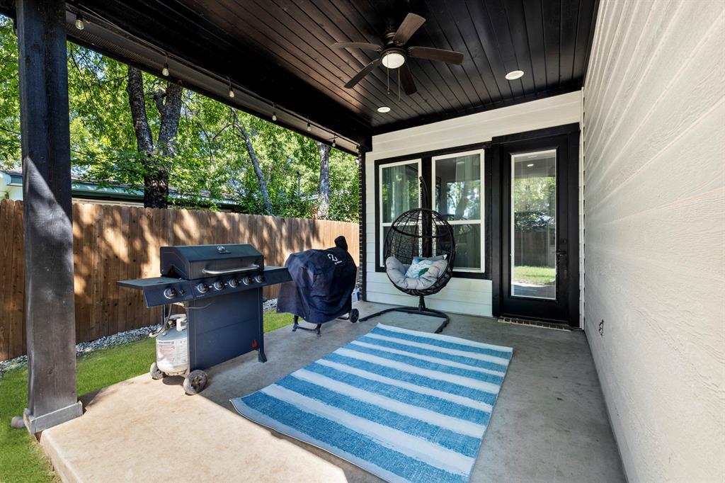 Cloverdale 01 - Residential