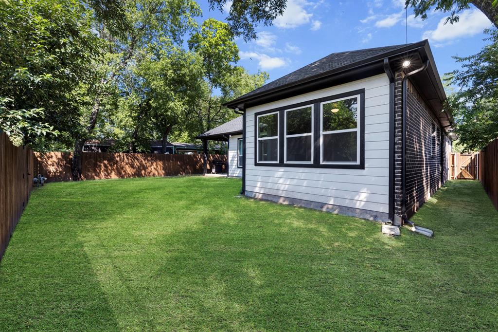 Cloverdale 01 - Residential