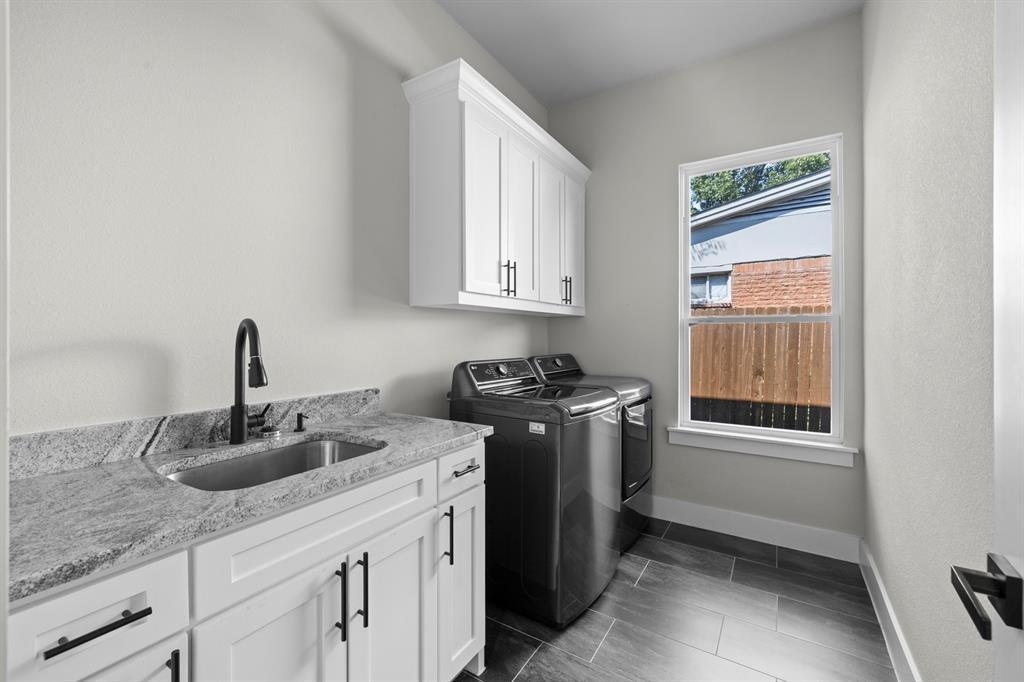 Cloverdale 01 - Residential