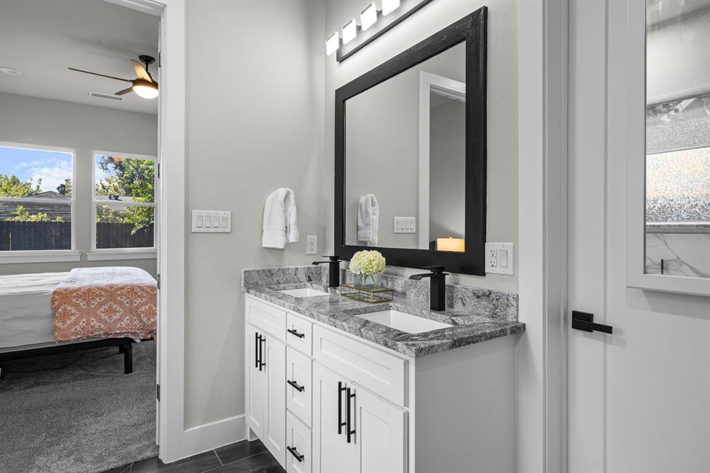 Cloverdale 01 - Residential