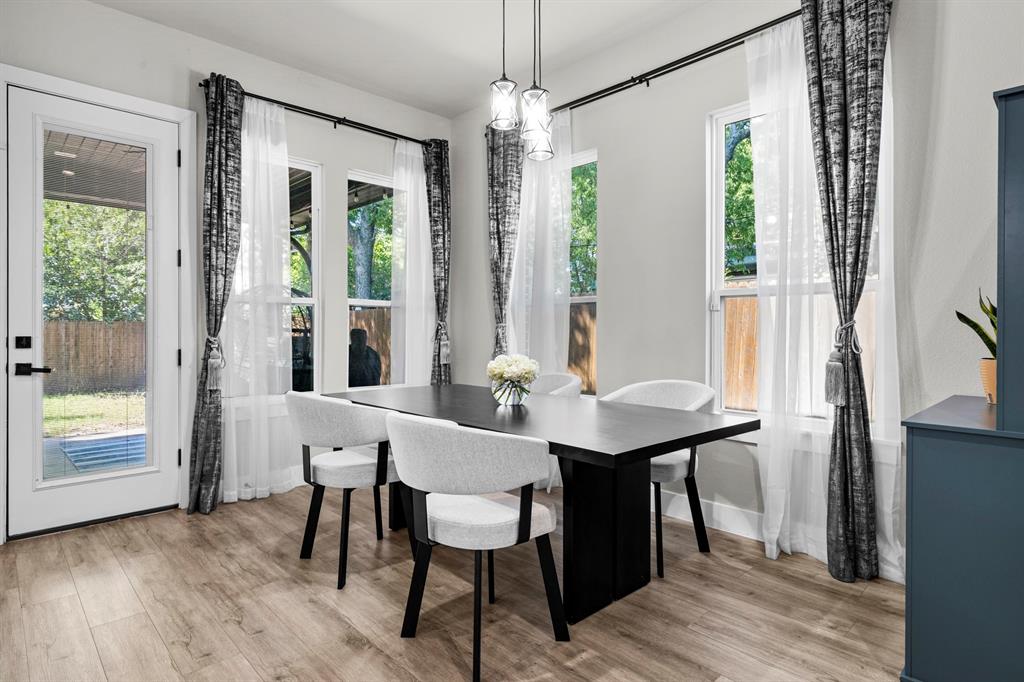 Cloverdale 01 - Residential