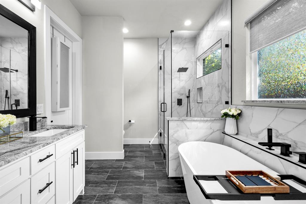 Cloverdale 01 - Residential