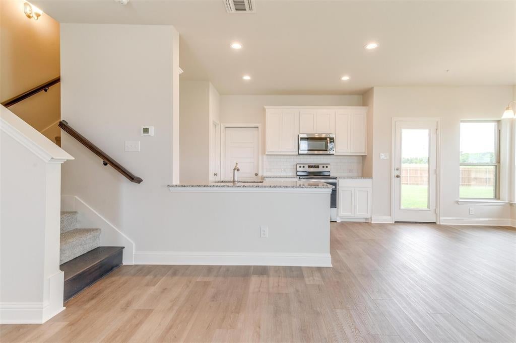 1533 Homeplace Circle