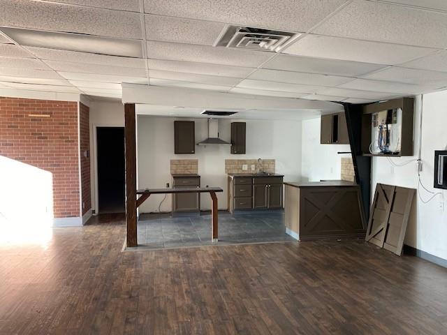 114 W Fairmeadows Drive