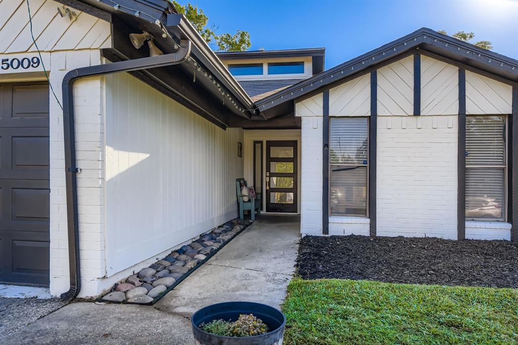 5009 Fairmount Drive