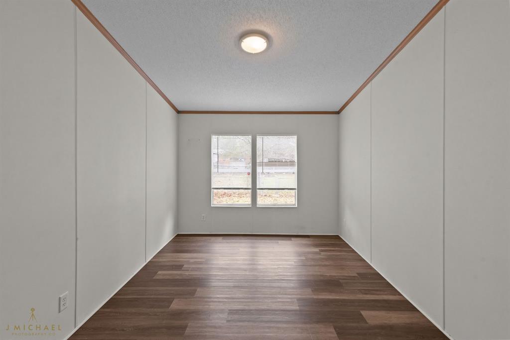 Valley View Sub - Residential Lease