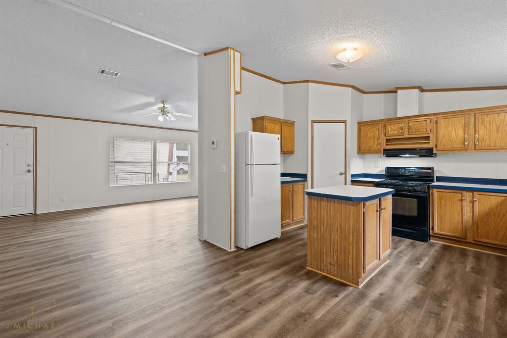 Valley View Sub - Residential Lease