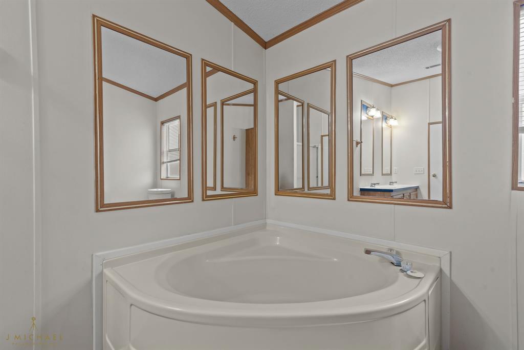 Valley View Sub - Residential Lease