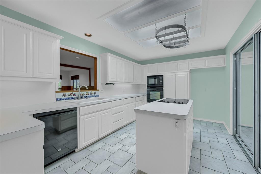 2 Harborview Circle