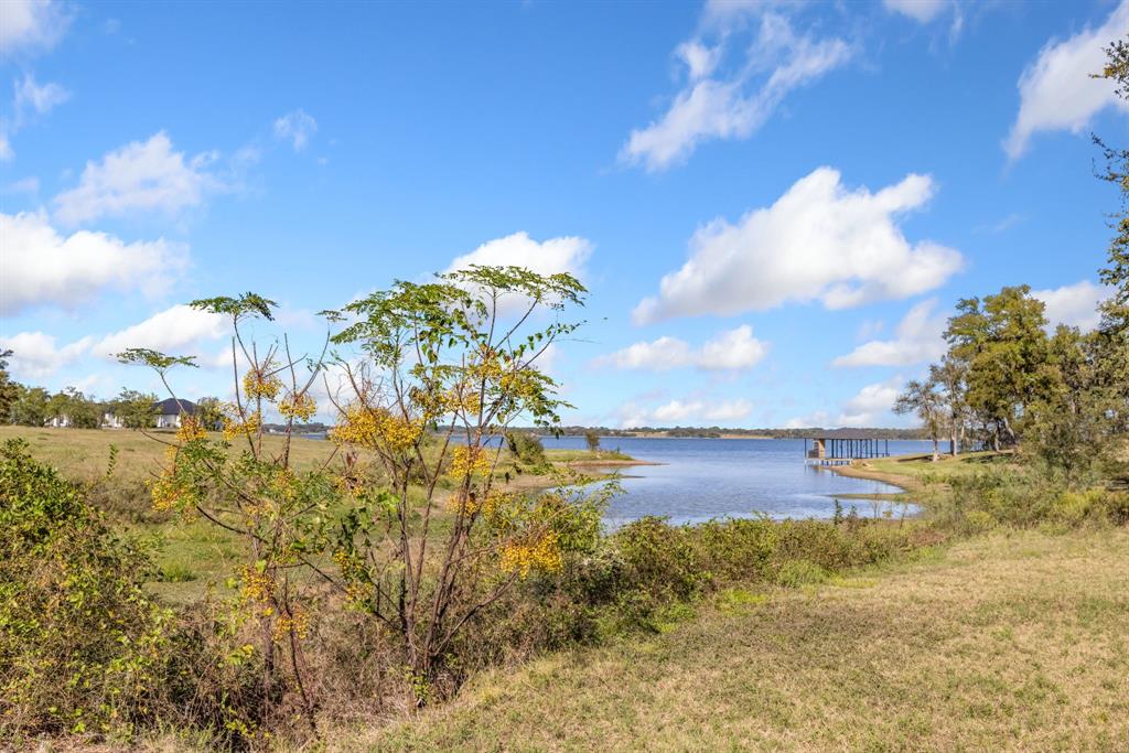 Diamond Point - Land