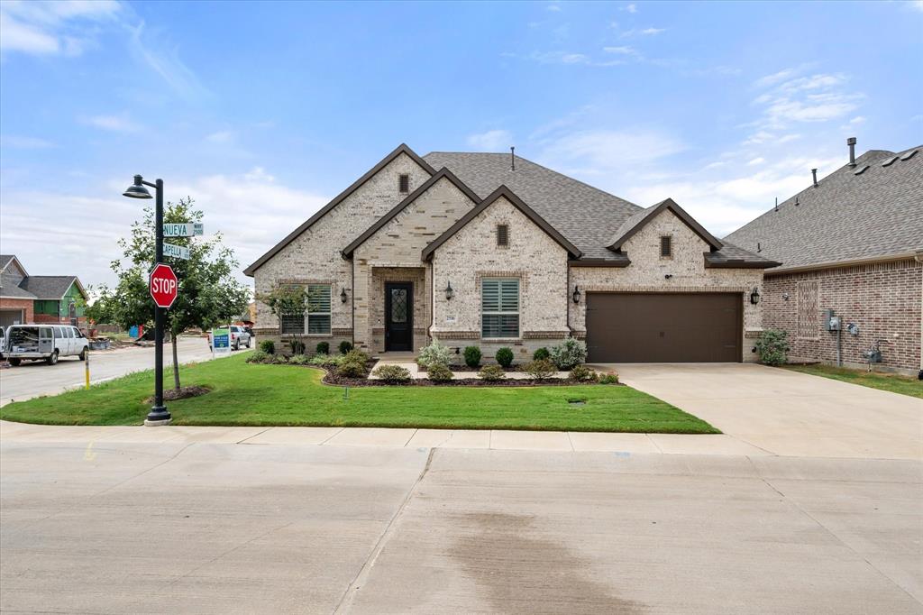 2516 Nueva Way
