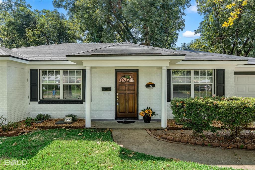 147 Richard Avenue