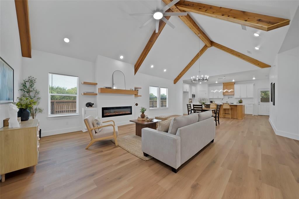 801 Tierney
