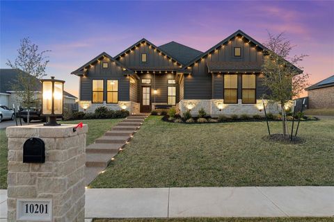 Photo of 10201 Castleberry Lane, Waco, TX 76712 (MLS # 21197493)