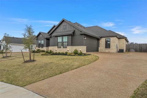 Tiny photo for 10201 Castleberry Lane, Waco, TX 76712 (MLS # 21197493)