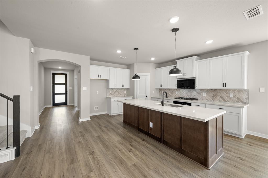 Country Hollow - Residential