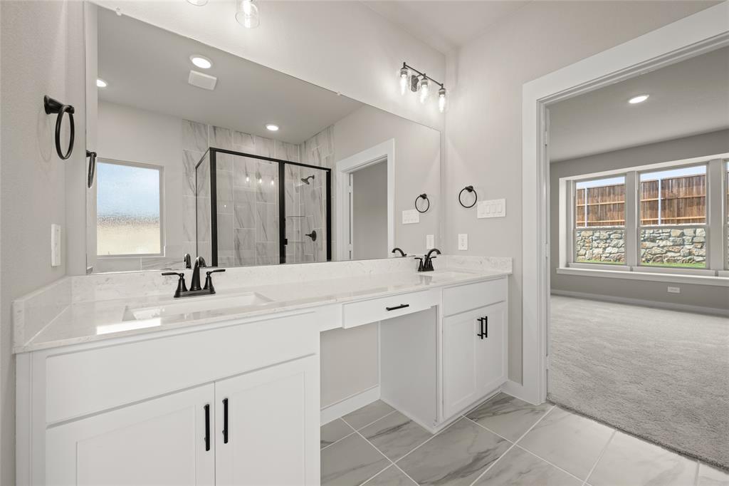 Country Hollow - Residential