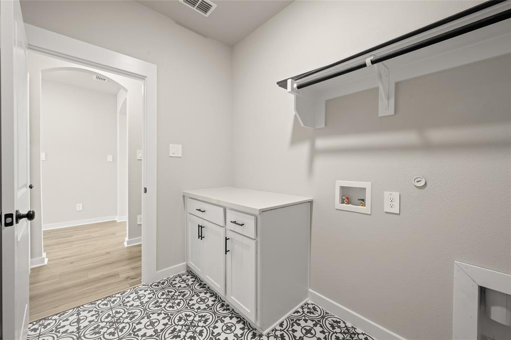 Country Hollow - Residential