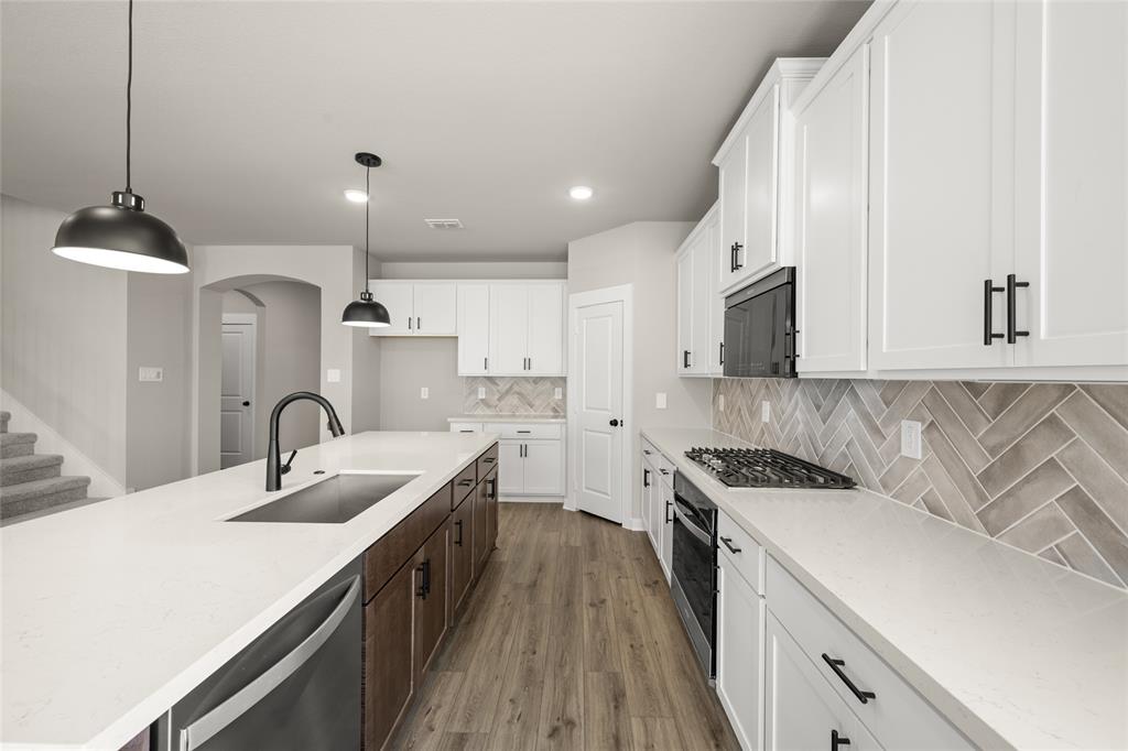 Country Hollow - Residential