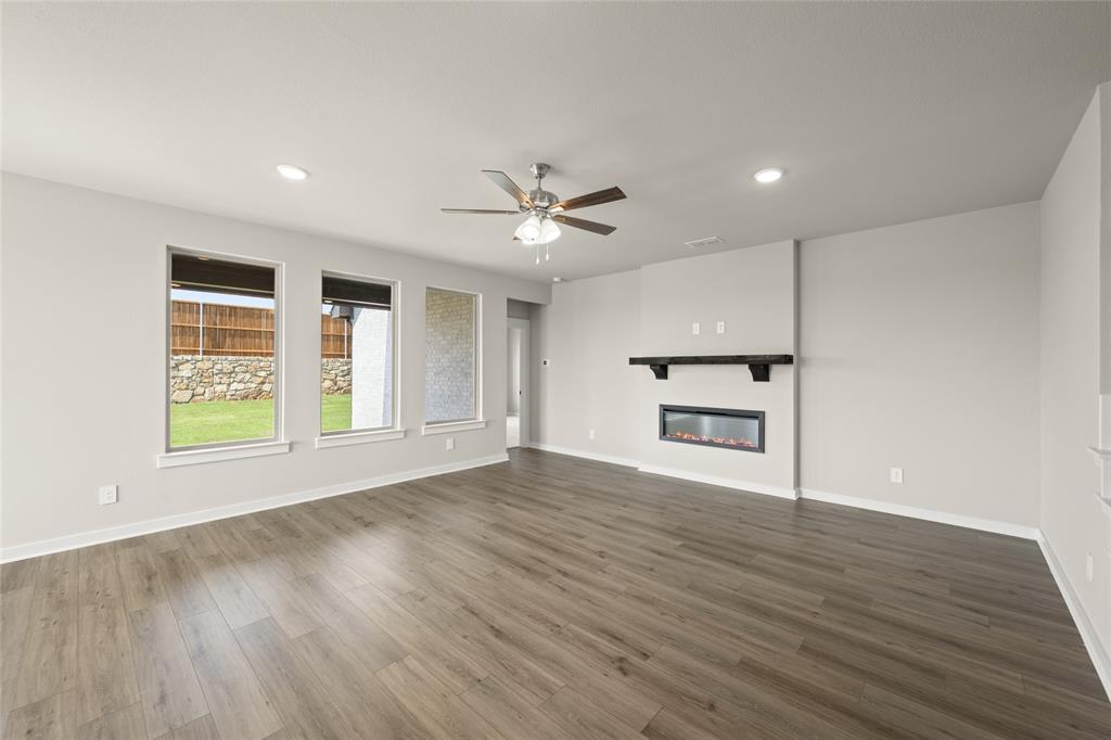 Country Hollow - Residential