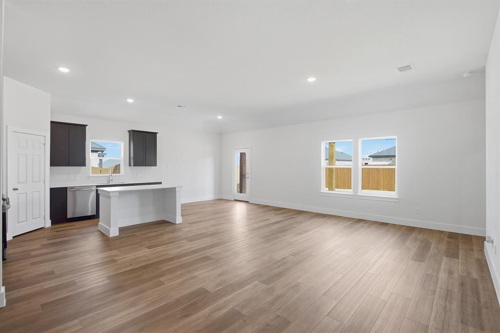 2411 Stonebriar Lane