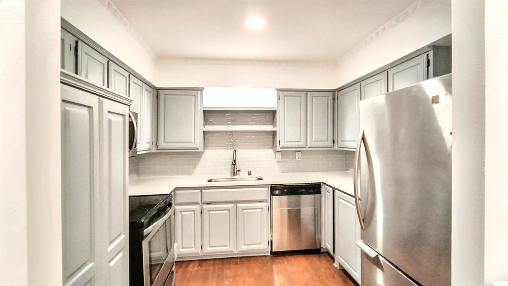 Williamsburg 01 Condo - Residential Lease