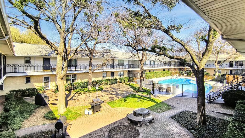 Williamsburg 01 Condo - Residential Lease