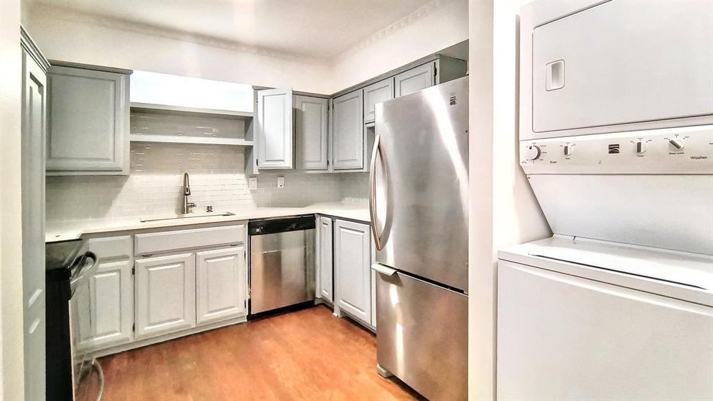 Williamsburg 01 Condo - Residential Lease