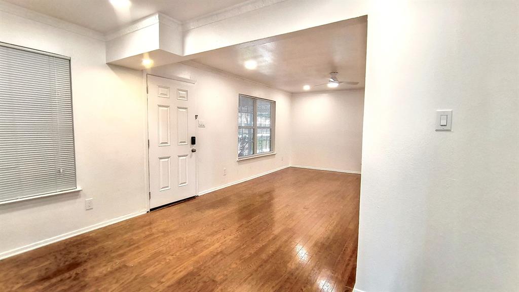 Williamsburg 01 Condo - Residential Lease