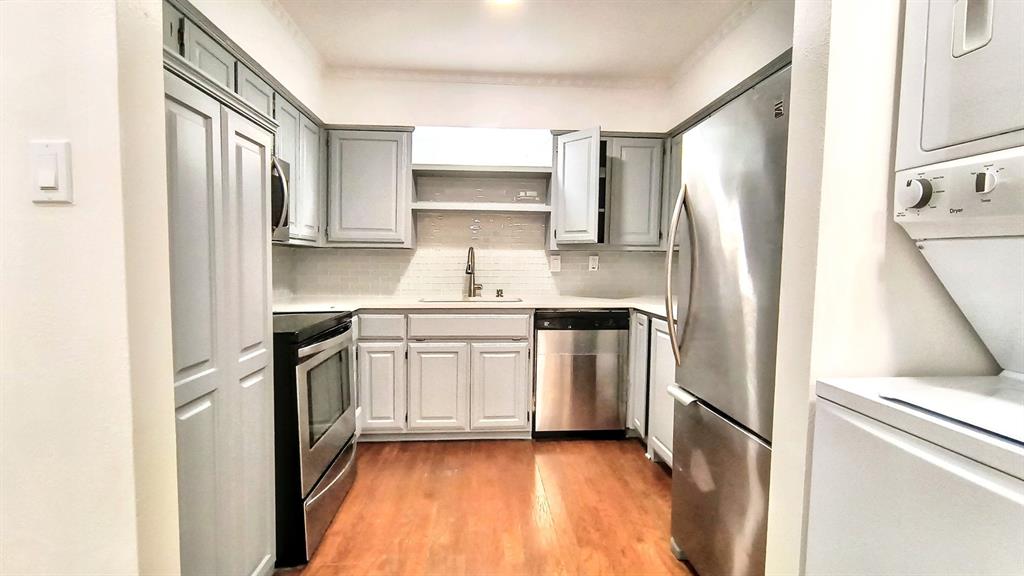 Williamsburg 01 Condo - Residential Lease