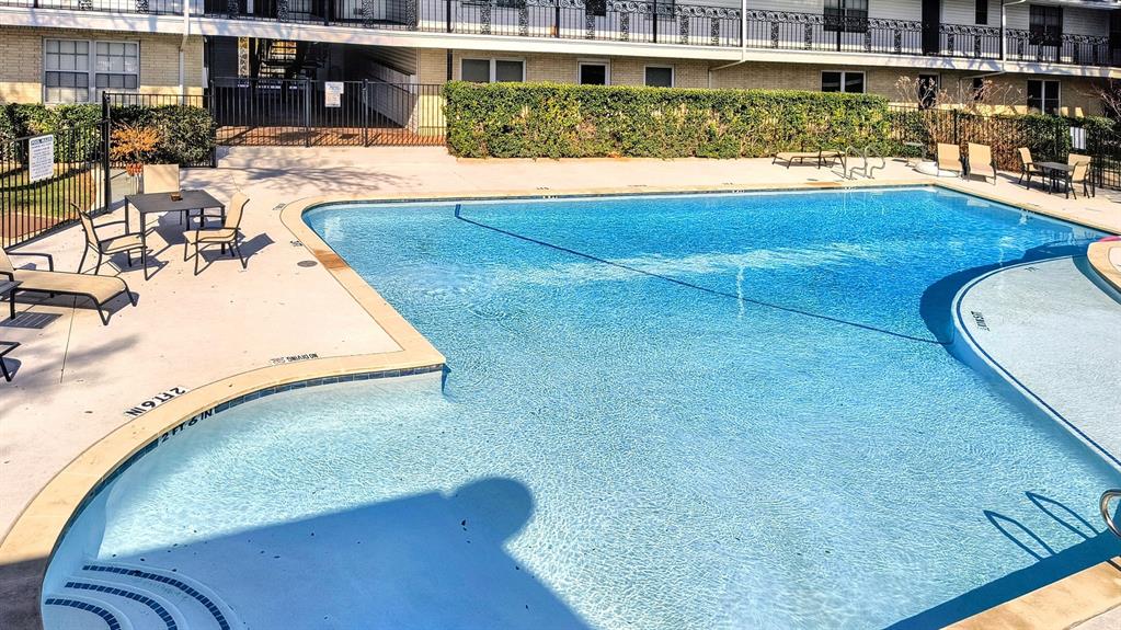 Williamsburg 01 Condo - Residential Lease