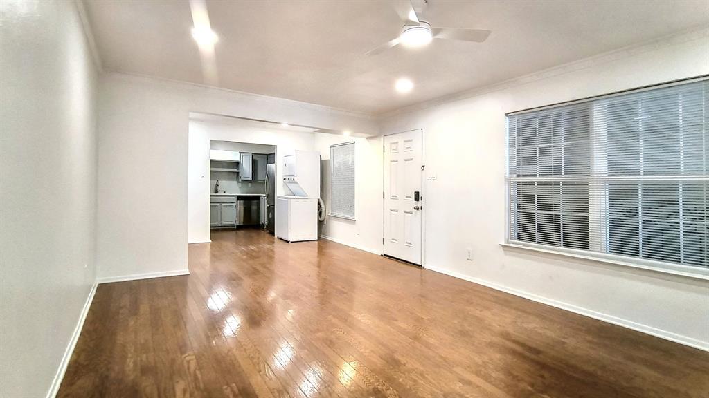 Williamsburg 01 Condo - Residential Lease