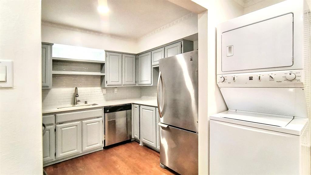 Williamsburg 01 Condo - Residential Lease