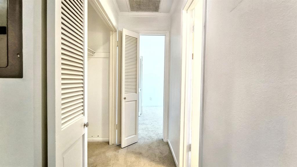 Williamsburg 01 Condo - Residential Lease