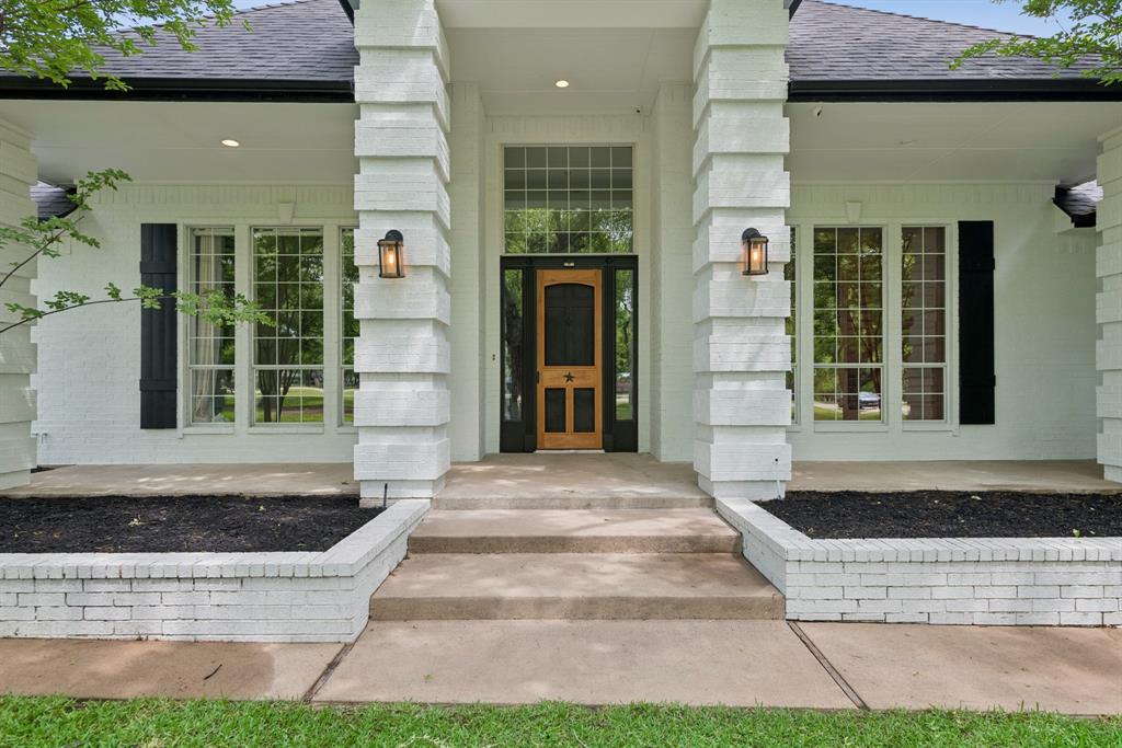 5501 Equestrian Drive