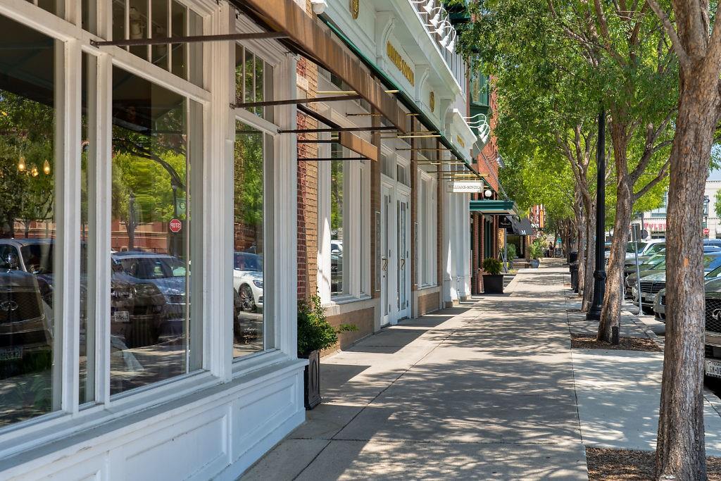 Brownstones Ph C - Residential Lease