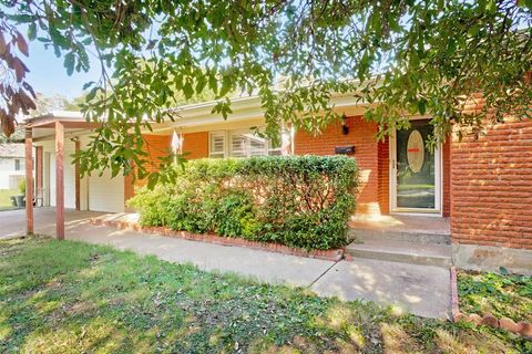 A home in Lake Worth