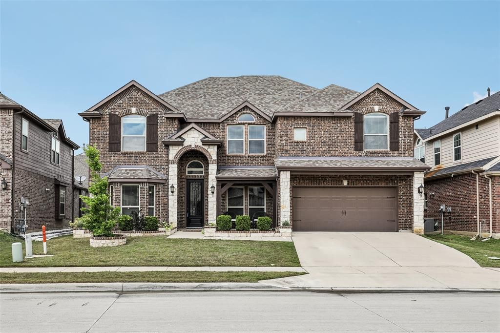 Photo of 1325 Desert Barrel Drive, Fort Worth, TX 76177 (MLS # 21268909)