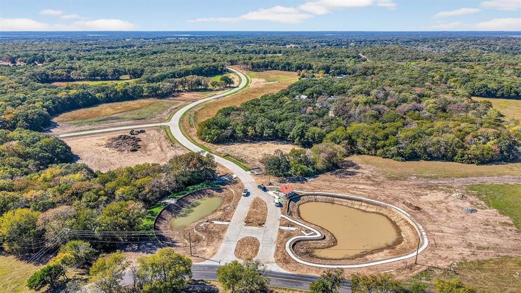 SPOUT SPRINGS - Land