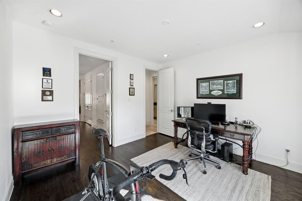 Greenway Place Condo - Residential