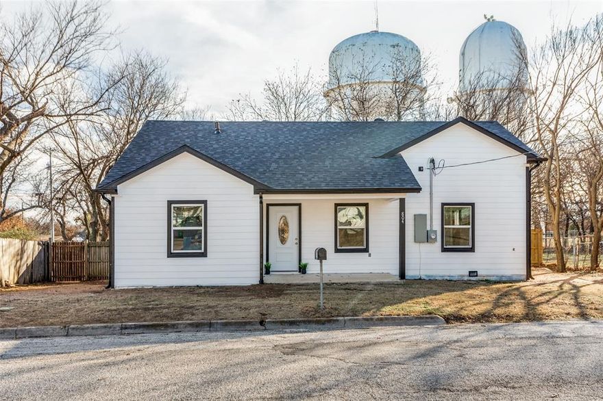 Welcome to 804 Lively Street, a delightful opportunity to make this your home . It is situated in the friendly, historic community of Bowie, Texas. This inviting single-family home offers comfortable living in a highly walkable neighborhood close to schools, parks, shopping, and more.3 bedrooms 2 bath completely remodeled home. Such a beautiful home