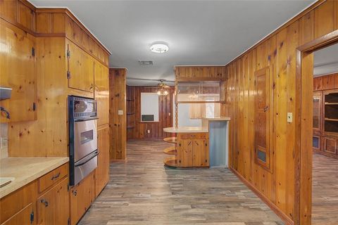 Tiny photo for 3224 Dearborn Street, Shreveport, LA 71107 (MLS # 21197423)