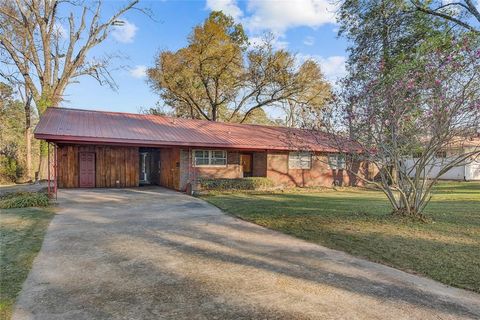 Tiny photo for 3224 Dearborn Street, Shreveport, LA 71107 (MLS # 21197423)