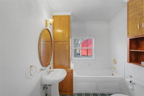 Tiny photo for 3224 Dearborn Street, Shreveport, LA 71107 (MLS # 21197423)